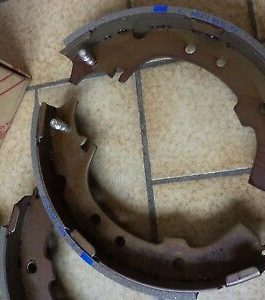 n°sa138 jeu garniture frein toyota picnic 0449544020 neuf DPA86