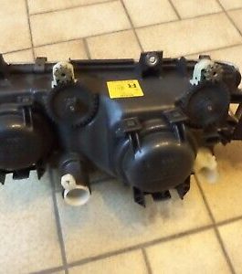 n°fv163 phare avd lancia delta 82461535 neuf DPA86