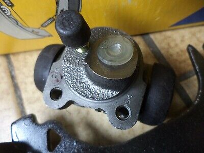n°gd693 kit frein ar peugeot 205 309 bk1217 lucas neuf DPA86