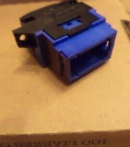 n°160 interrupteur vitre arriere renault laguna 7700822675 neuf DPA86