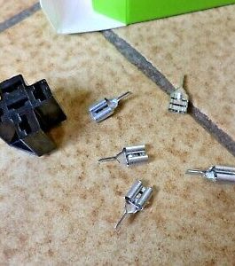 n°7ce7 lot support relais 5 broches valeo 649600 neuf DPA86