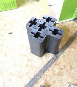n°7ce8 lot support relais 5 broches valeo 649200 neuf DPA86