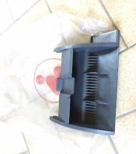 n°r9 cendrier innocenti bertone de tomaso 562300330 neuf DPA86