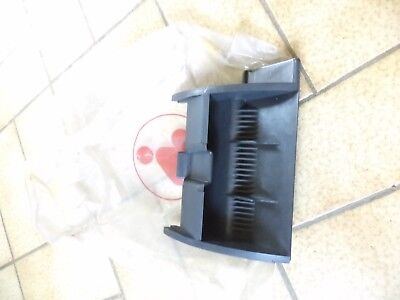 n°r9 cendrier innocenti bertone de tomaso 562300330 neuf DPA86