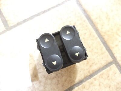 n°k44 eclairage plaque lancia dedra 46725210 neuf DPA86