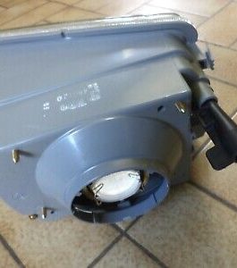 n°gd44 phare avd renault r18 068920 cibie neuf DPA86