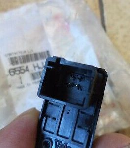n°vch97 interrupteur vitre arriere citroen c4 6554hj neuf DPA86