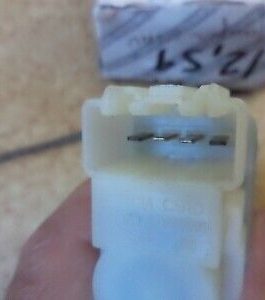 n°vch105 contacteur frein stop citroen jumper 1608681280 neuf DPA86