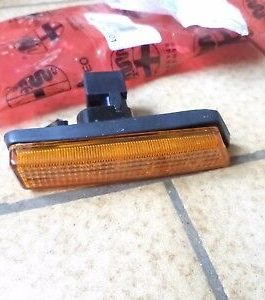 n°v605 repetiteur gauche alfa 155 60556714 neuf DPA86