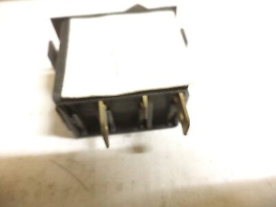 n°r154 interrupteur ventilation innocenti bertone 53331121 neuf DPA86