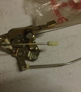n°r168 serrure porte avd innocenti bertone 53456006 neuve DPA86