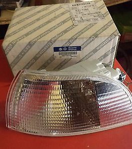 n°w182 clignotant gauche fiat punto 7732119 neuf DPA86