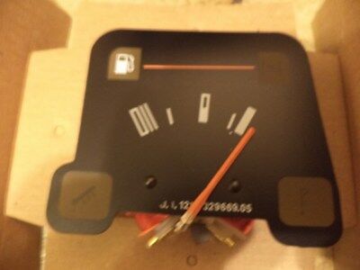 n°c2 jauge carburant compteur peugeot 205 613158 neuve DPA86
