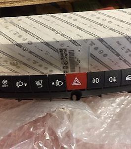 n°w194 commande warning fiat 500 L 735590807 735575220 neuve DPA86