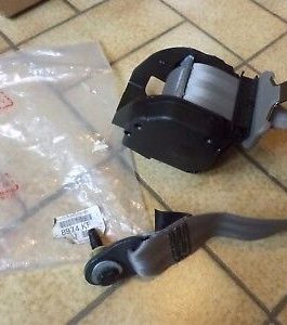 n°v388 ceinture securite arriere citroen c5 phase 1 8974kf neuve DPA86