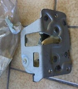 n°sa557 serrure porte laterale ard toyota previa 6933095d00 neuf DPA86