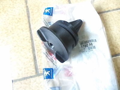 n°dr282 v555 bouchon huile moteur citroen berlingo c15 evasion jumper 118096 DPA86