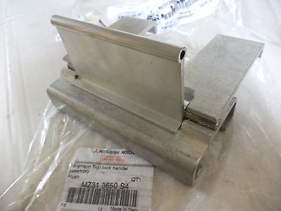 n°d325 lot 4 bougies colt eclipse l200 pajero ms851418 neuve DPA86