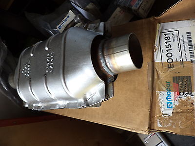 n°w96 retroviseur droit jeep grand cherokee 55155806ad neuf mopar DPA86