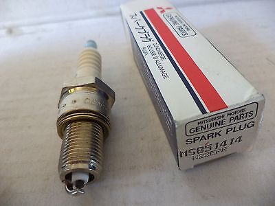 n°d318 bouteille deshydratante carisma galant space star mr175422 neuve DPA86