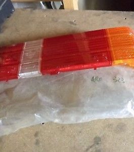 n°ma410 cabochon feu droit mazda 323 ba5451151a neuf