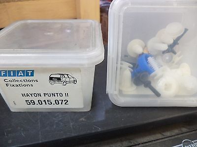 n°fv316 kit agrafe et fixation fiat punto hayon 59015072 DPA86