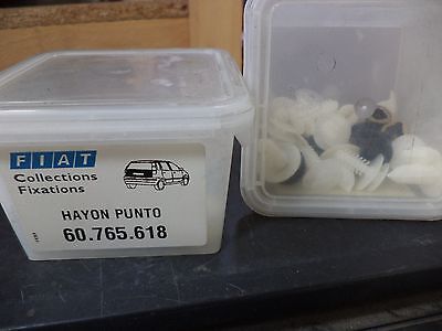 n°fv315 kit agrafe et fixation fiat punto hayon 60765618 DPA86