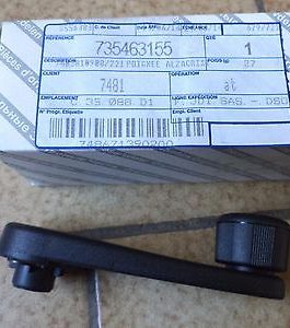 n°w255 poignée vitre arriere fiat panda 735463155 neuve DPA86