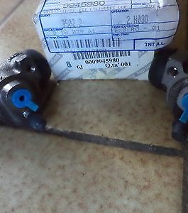 n°w393 lot 2 cylindre roue idea panda punto musa ref 9945980 neuf DPA86