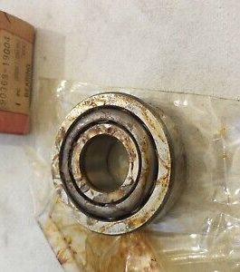n°sa611 roulement roue av toyota hilux 9036819004 neuf DPA86