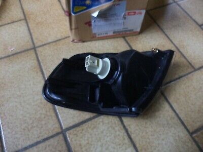 n°7ce77 clignotant avd nissan almera 185251052b TYC neuf DPA86