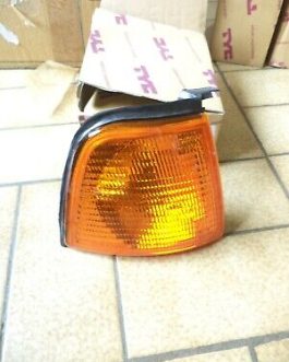 n°7ce81 clignotant droit audi 80 185143012b TYC neuf DPA86