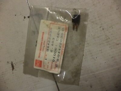 n°r204 lot 5 filtre air isuzu gemini 94455838 neuf DPA86