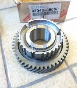 n°sa629 pignon 5 eme toyota hilux liteace 3304635062 neuf DPA86