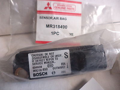 n°d148 moteur vitre pajero ref mb320215 neuf DPA86