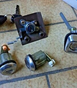 n°sa290 kit serrure neiman mazda 323 bg8509010g neuf DPA86