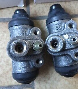 n°sa292 lot cylindre roue mazda serie E s49k26610a neuf DPA86