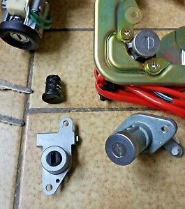 n°sa58 kit serrures neiman mazda mx5 ne1209010 neuf DPA86