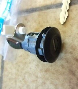 n°sa644 serrure porte avd mazda 323 b45576210f neuve DPA86