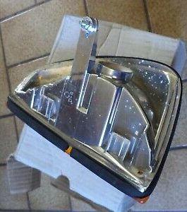 n°7ce55 clignotant droit mercedes w123 10006 aric neuf DPA86