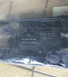 n°gd313 porte ampoule arg renault clio 084340 valeo neuve DPA86