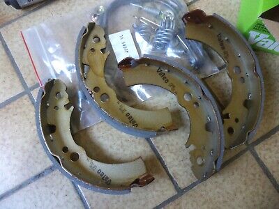 n°gd604 kit frein nissan cherry sunny 553158 valeo neuf DPA86