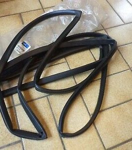n°rn281 joint porte peugeot 871017 neuf DPA86