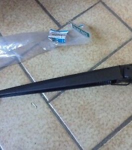 n°sa735 bras essuie glace ar mazda 6 g21b67421 neuf DPA86