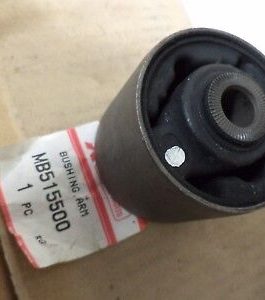 n°l133 silentbloc essieu arriere mitsubishi galant mb515500 neuf DPA86