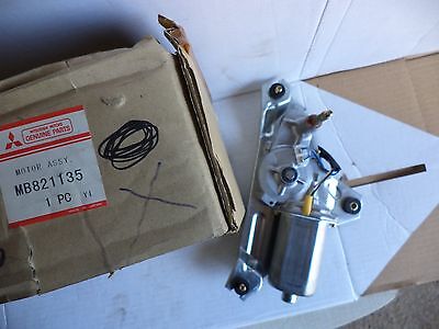 n°d260 pare carter inox pajero sport smf579181 neuf DPA86