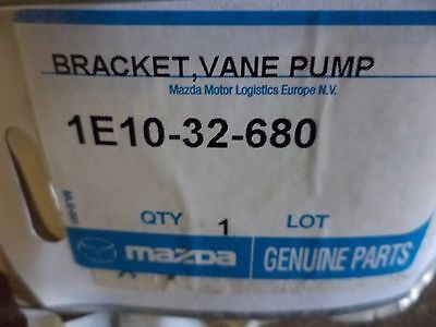 n°ma319 support galet enrouleur mazda 121 1e1030680 neuf DPA86