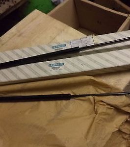 n°w14 lot 2 verin coffre fiat stilo SW 51736744 51709681 neuf DPA86