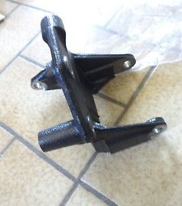 n°v694 support pompe direction mitsubishi space star md374377 neuf DPA86