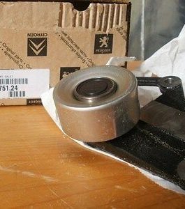 n°pb157 galet tendeur citroen xantia zx ref 575124 neuf